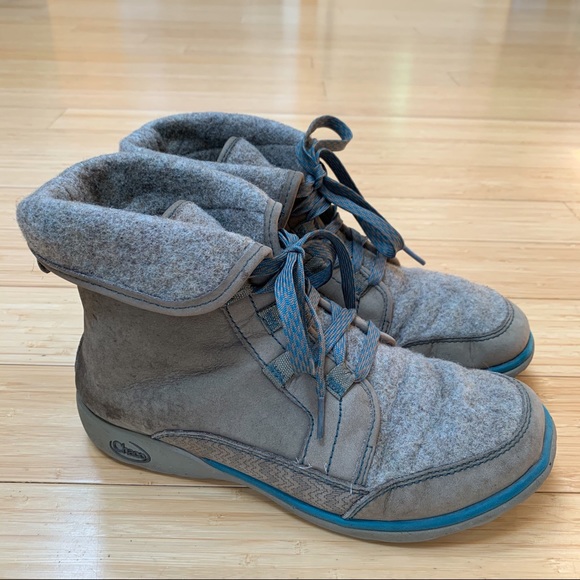 Chaco Shoes - CHACO Barbary boots in sandstone, 8.